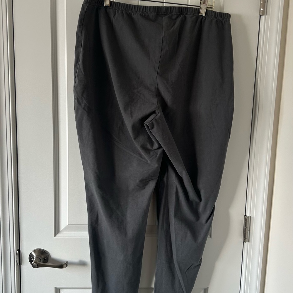 Women with Control Charcoal Gray Leggings - Picture 2 of 3